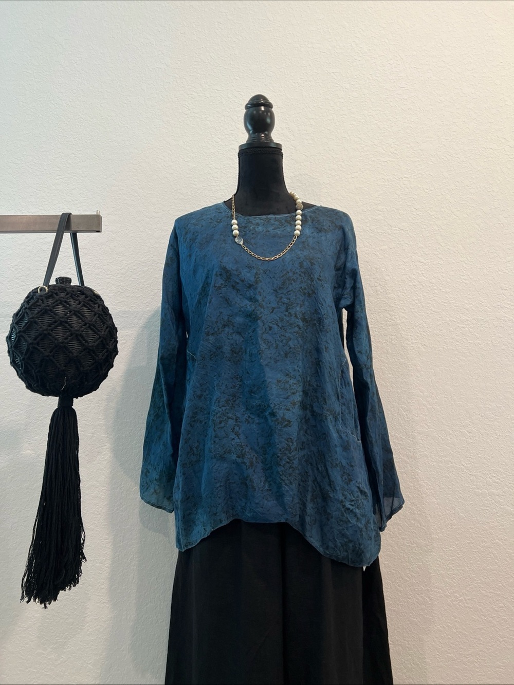 Women's Slate Blue Long-Sleeve Textured Blouse Sz 1
